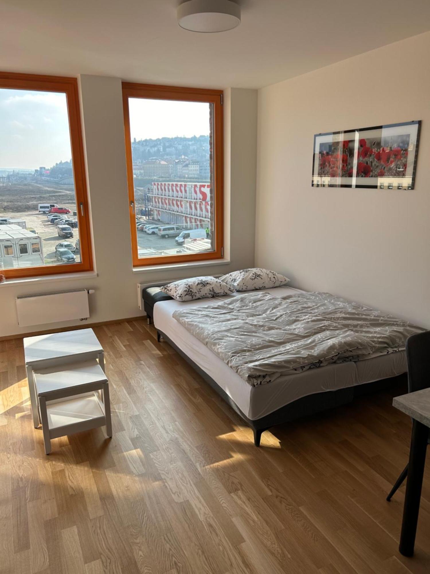 Prague Smichov Andel Apartment Exterior foto